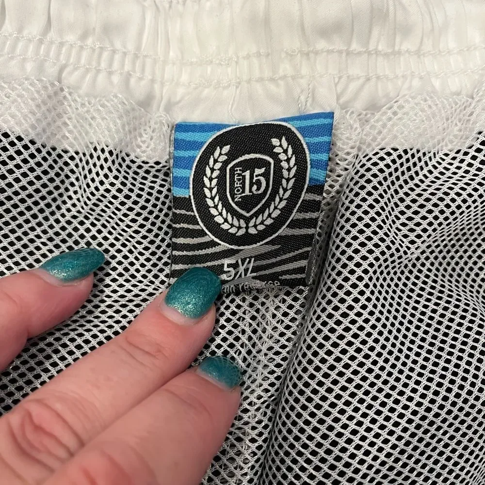 North 15 Black & White Board Shorts sz 5X NWT